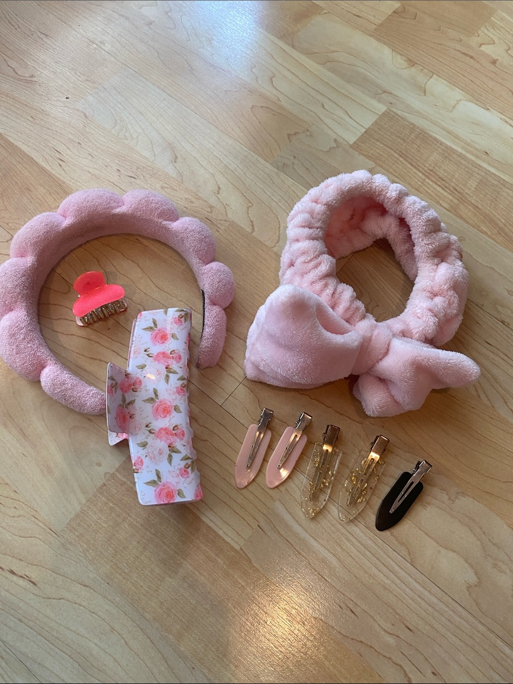 Bundle of 9 Plush Pink Headband & Bow Hair Set and clips
